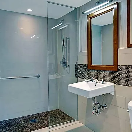 Wyndham Garden Chinatown 4* New York
