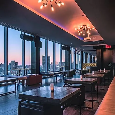 Wyndham Garden Chinatown Hotel