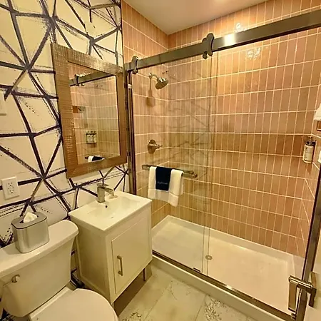 The Mayfair Times Square, An Ascend Collection Hotel