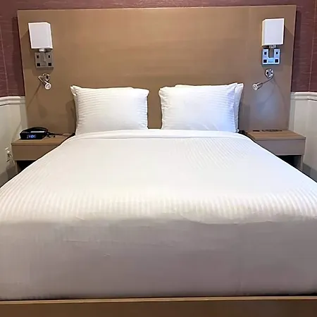 The Mayfair Times Square, An Ascend Collection 4* New York