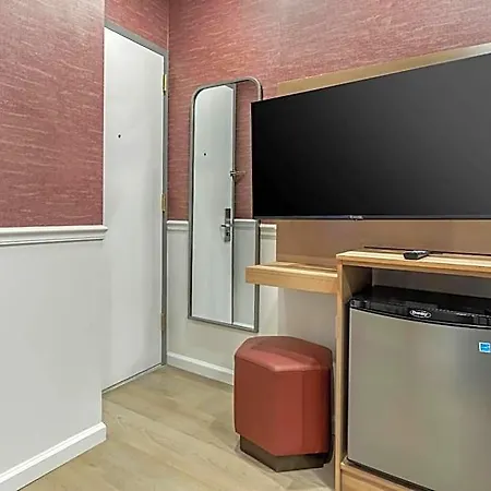 The Mayfair Times Square, An Ascend Collection Hotel