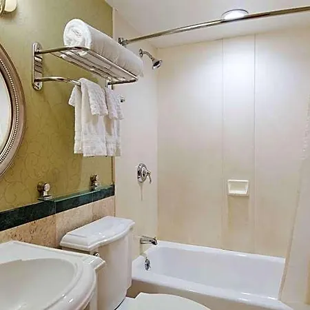 Hotel Best Western Flushing-Laguardia 3*