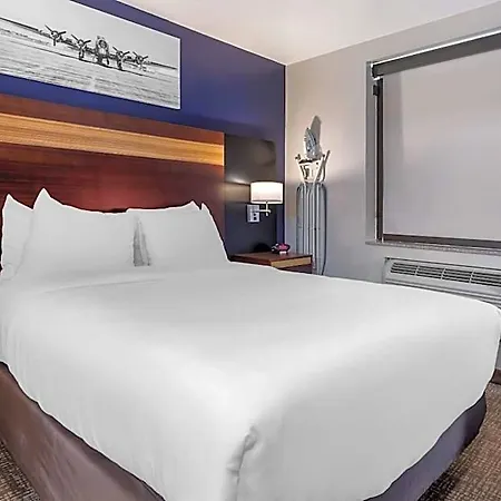 Hotel Avion Near Lga Airport, An Ascend Collection 3*