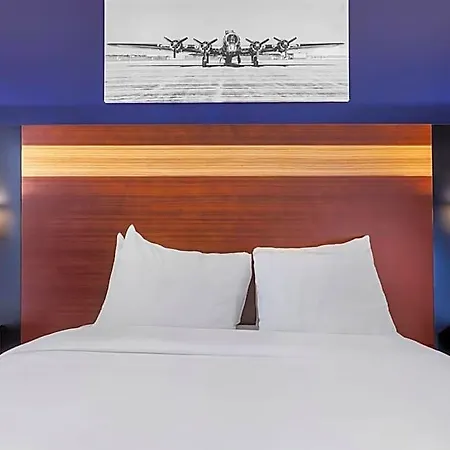 Hotel Avion Near Lga Airport, An Ascend Collection New York