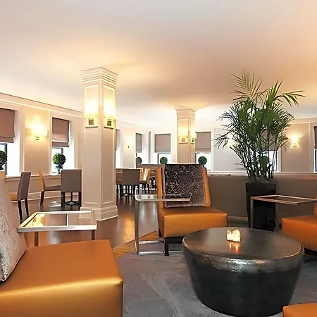Wales Hotel