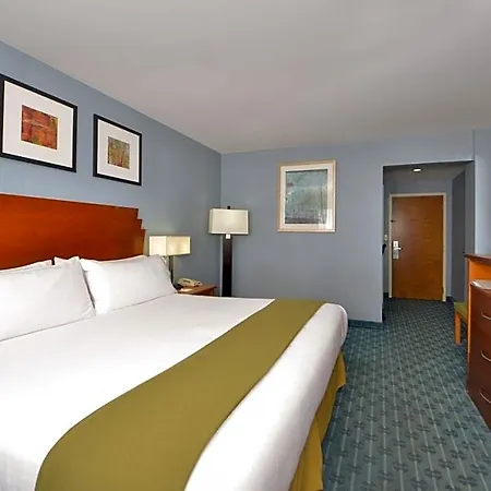 Express Laguardia Airport, An Ihg 3*