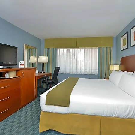 Express Laguardia Airport, An Ihg 3*
