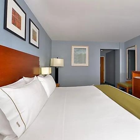 Express Laguardia Airport, An Ihg Hotel 3*