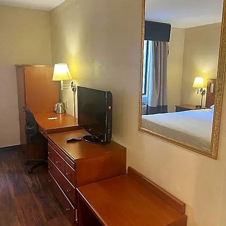 Hotel Red Lion & Long Island