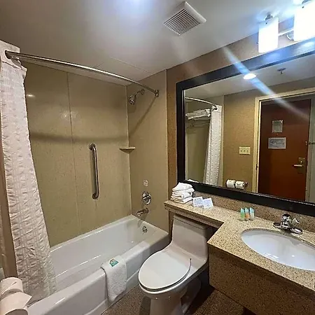 Hotel Red Lion & Long Island New York