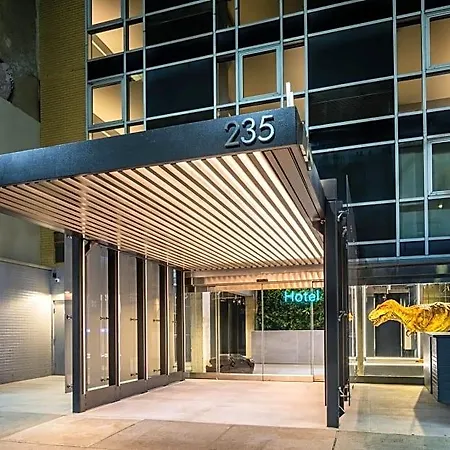 Hotel Wingate By Wyndham Manhattan Midtown 3*