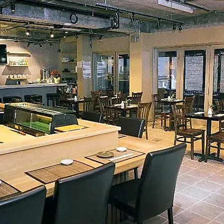 Wingate By Wyndham Manhattan Midtown Hotel 3*
