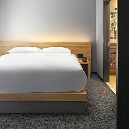 Wingate By Wyndham Manhattan Midtown Hotel