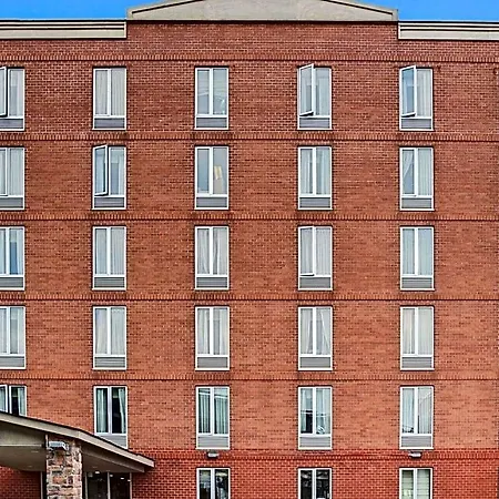 Hotel Days By Wyndham Long Island