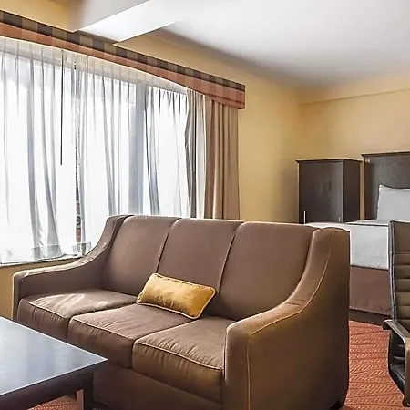Comfort & Laguardia Airport Hotel New York
