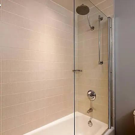 Hotel Courtyard By Marriott Jfk Airport New York