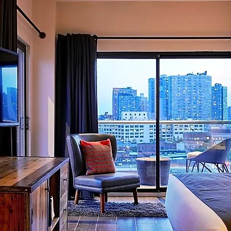 Ravel Trademark Collection By Wyndham Hotel