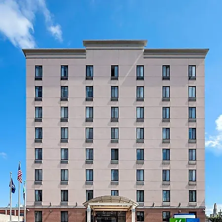 Express Brooklyn By Ihg Hotel