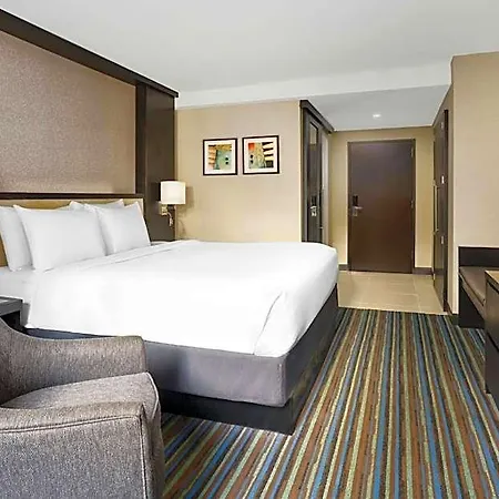 Courtyard Manhattan/times Square Hotel New York