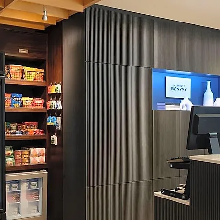 Courtyard By Marriott Manhattan / Soho 4*