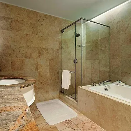 Omni Berkshire Place Hotel New York
