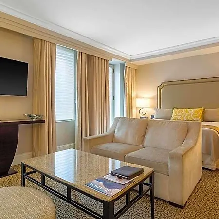 Hotel Omni Berkshire Place
