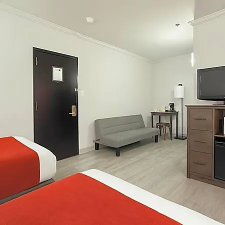 Comfort Chelsea Hotel 2*