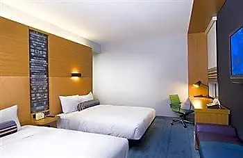 Aloft By Marriott Harlem Hotel 4*
