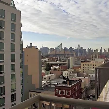 Hotel Vetiver / Manhattan Skyline 3*