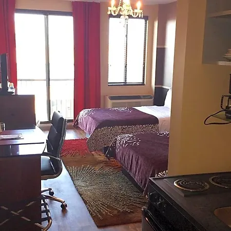 Vetiver / Manhattan Skyline Hotel 3*
