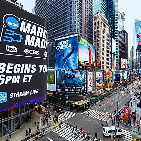 Renaissance Times Square By Marriott New York