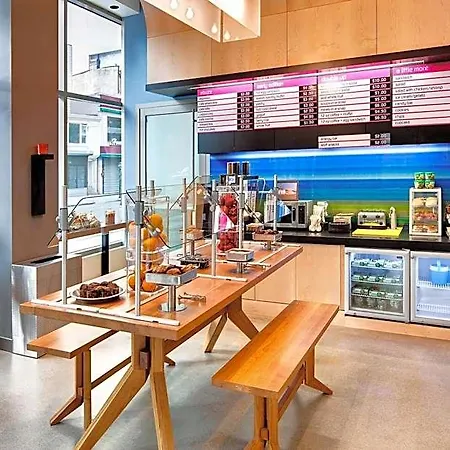 Aloft By Marriott Brooklyn Hotel