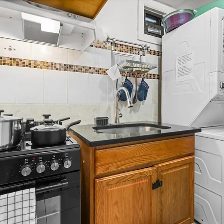 Apartment Elegant 2 Bedroom W Modern Amenities New York
