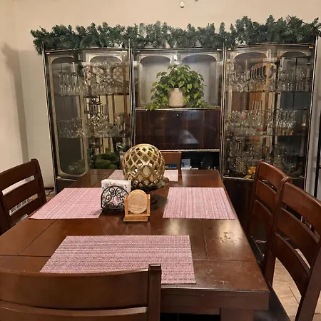 Guest house Spacious Comfy In Cozy Classy Duplex New York