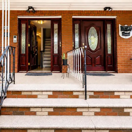 Spacious Comfy In Cozy Classy Duplex New York