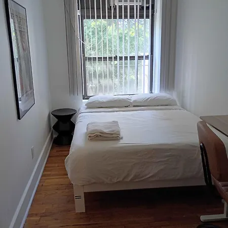 Lamartine Chelsea Hostel New York