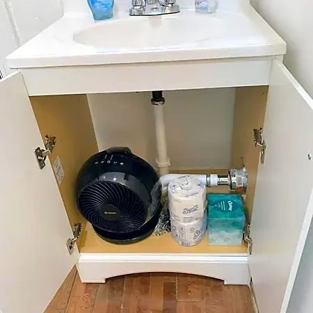 Inn Private With Shared Bath On Union Square 11