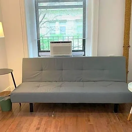 Inn Private With Shared Bath On Union Square 11 *