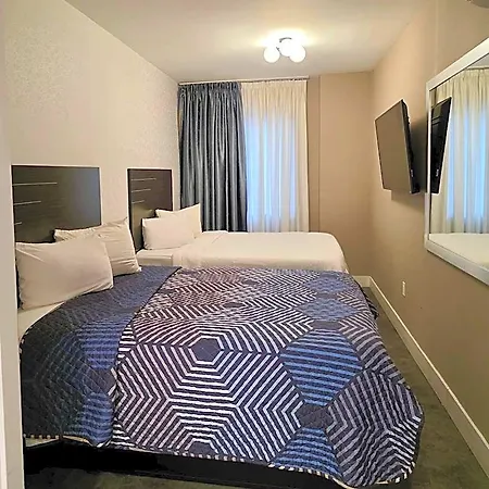 Rose Hotel 2*