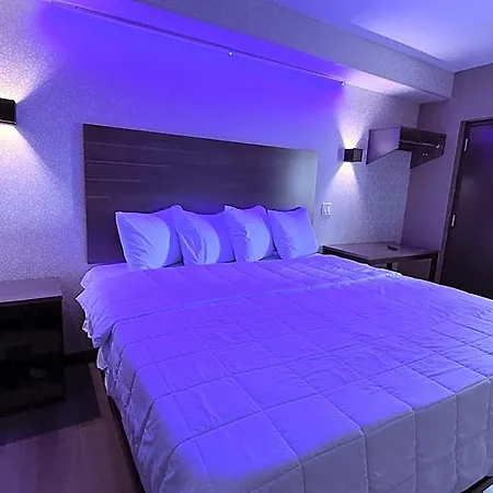 The Vine Bronx New Hotel 2*