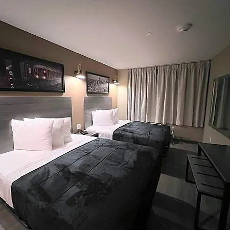 Hotel Liv Bronx Grand Opening 4*