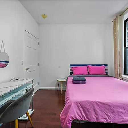Hotel Pinky Pinky 2 Bedroom