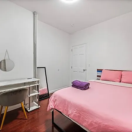 Pinky Pinky 2 Bedroom New York