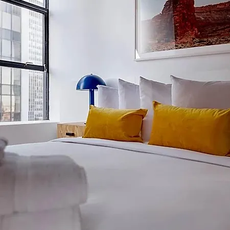 Aparthotel Placemakr Street