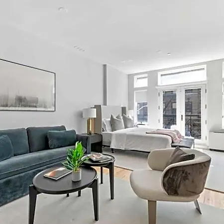 Luxe W Juliet Balcony In Upper East