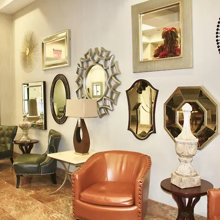 Hotel Marco Laguardia & New York
