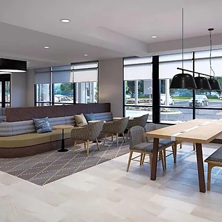 Lic - La Guardia West Hotel