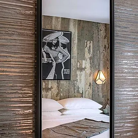 Hotel The Fidi 4*