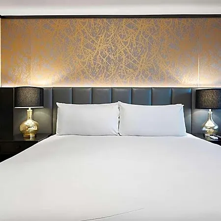 Hotel Hudson Yards 3*