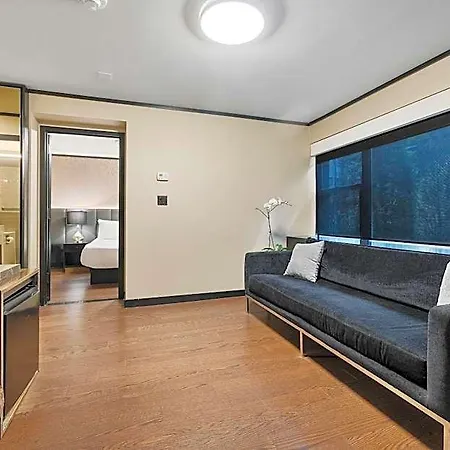 Hudson Yards Hotel 3*